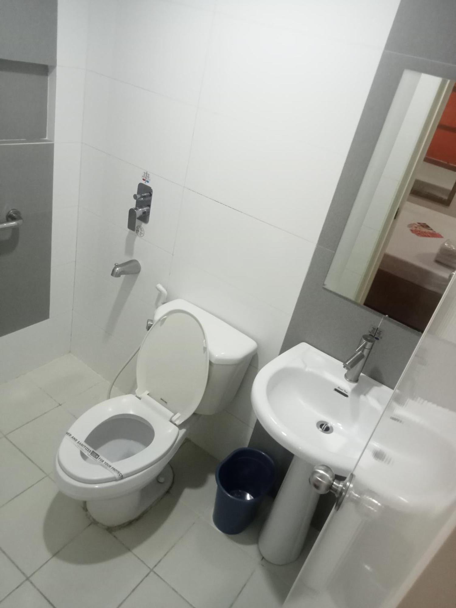 Hotel Sogo Cabanatuan Ngoại thất bức ảnh