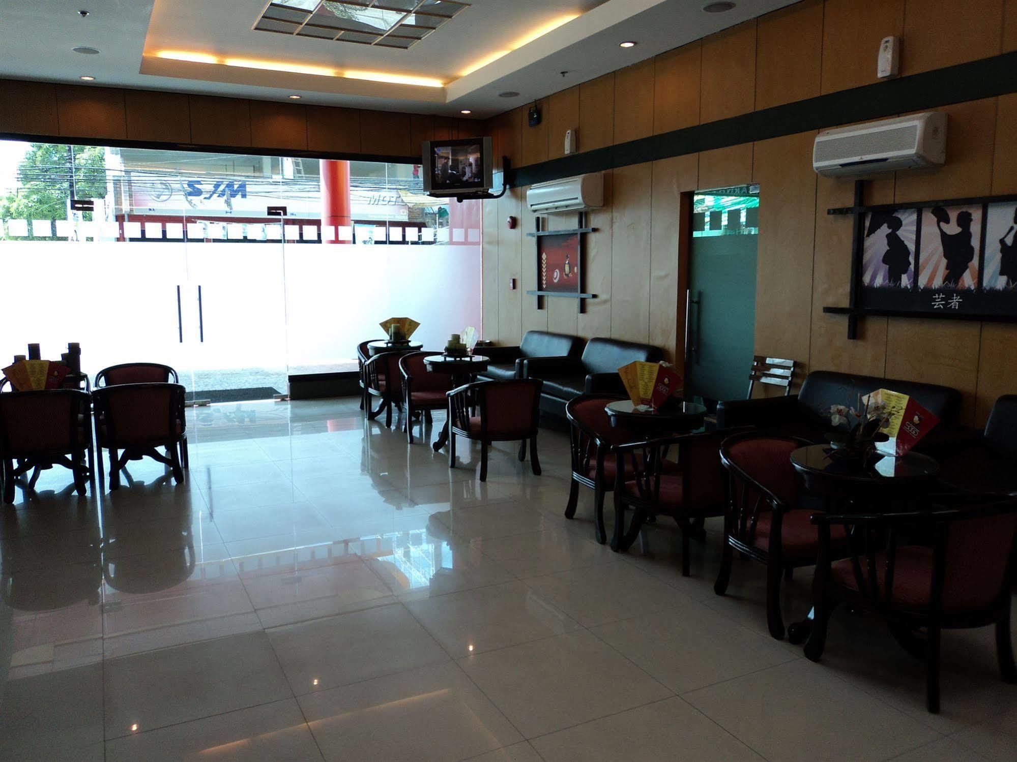 Hotel Sogo Cabanatuan Ngoại thất bức ảnh